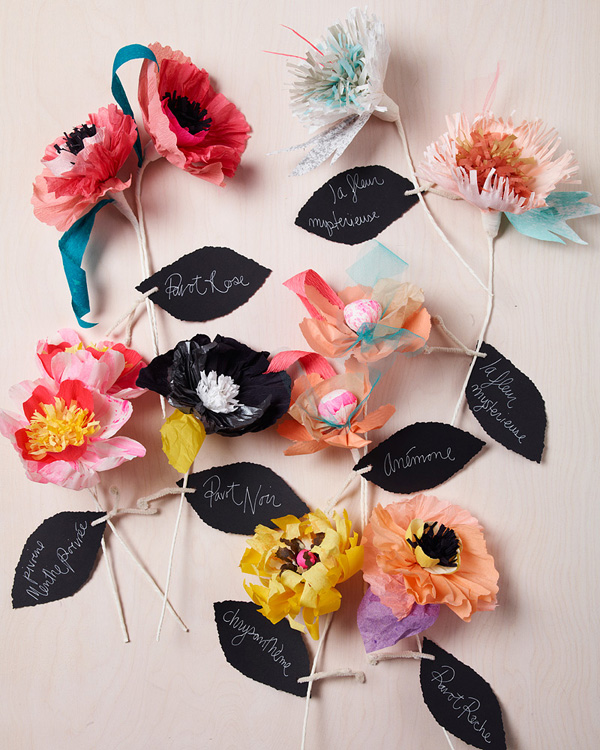 These paper flowers by Thuss Farrell are my favorite via Simplesong