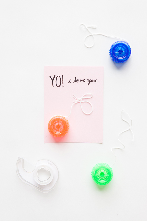 Yo-Yo Valentine | 14 Awesome Candy-Free Valentines | Oh Happy Day